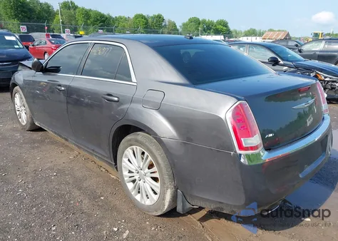2013 Chrysler 300 Motown из США, поврежденный, VIN 2C3CCARG1DH543342